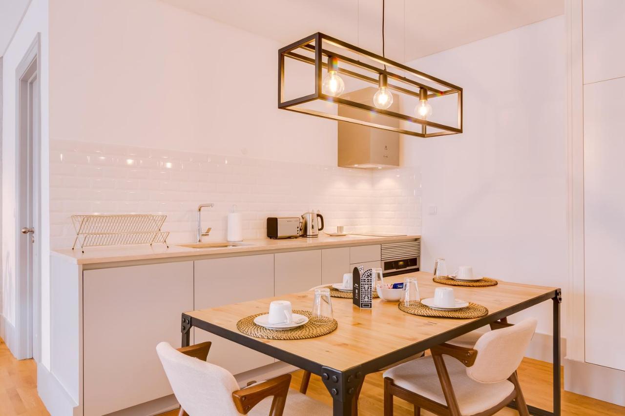 Apartment Poiais By Inside Out Lisbon