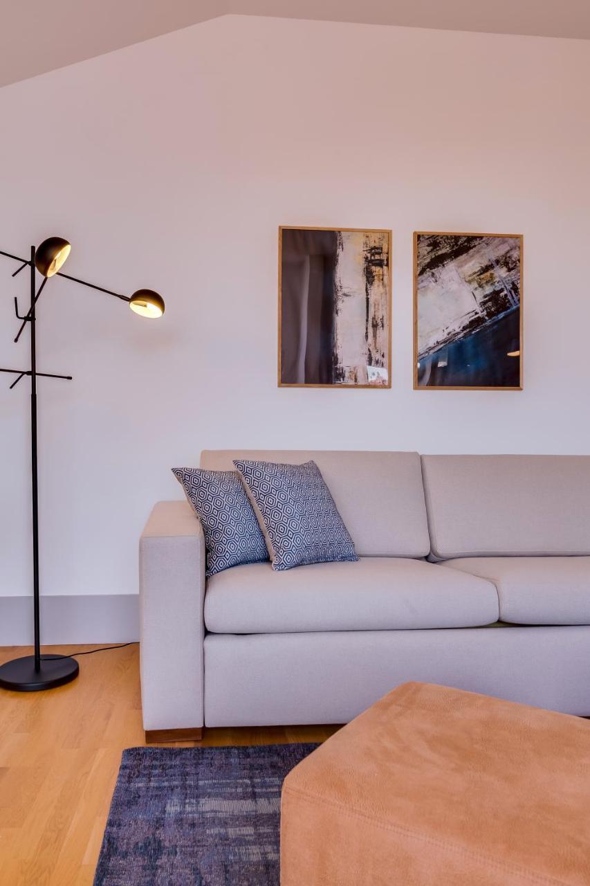 Poiais By Inside Out Apartment Lisbon